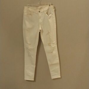 NWOT Women's Old Navy Rockstar mid rise tall white distressed Jeans size 8